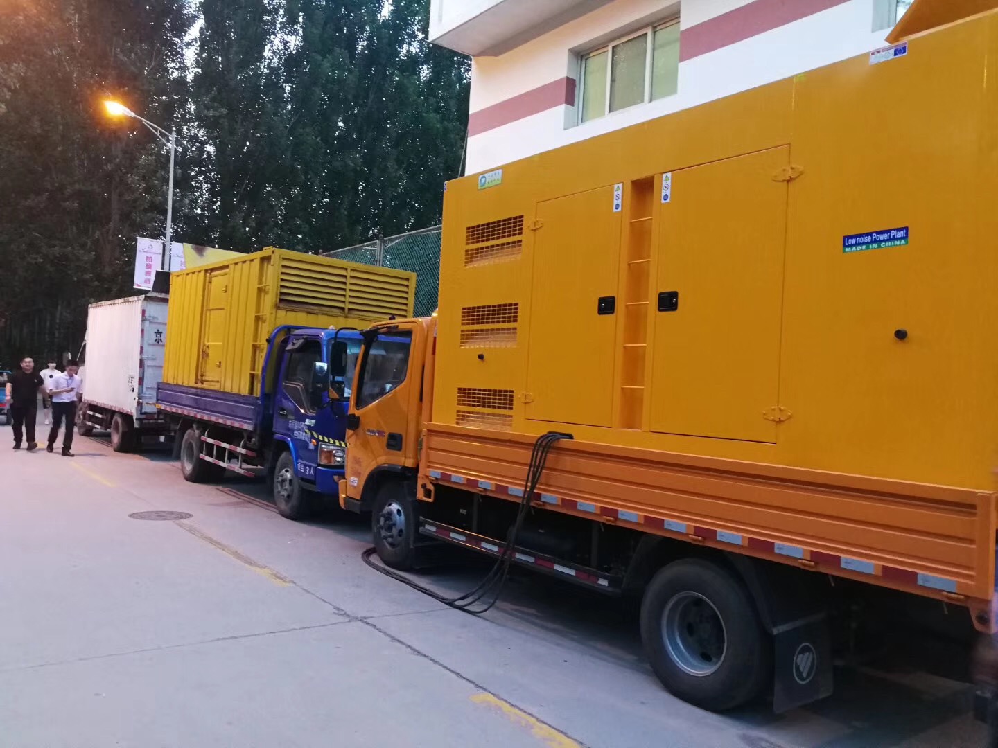 為燕京理工大學活動發(fā)電成功，發(fā)電機租賃